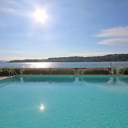 Hotel Du Parc 4*