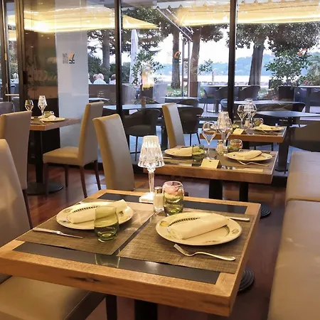 Du Parc 4*