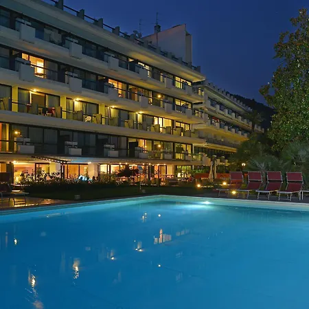 Hotel Du Parc 4*