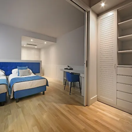 ホテル Du Parc サロ