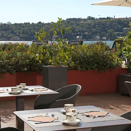 Du Parc 4*