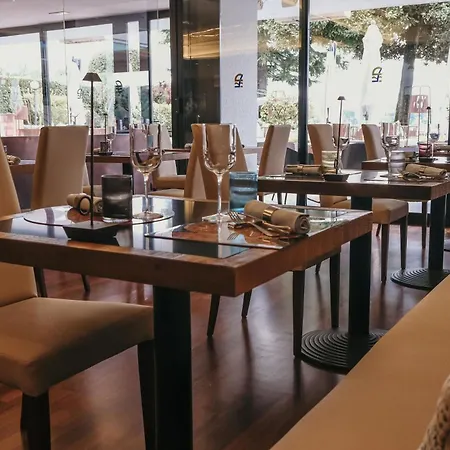 Du Parc 4*