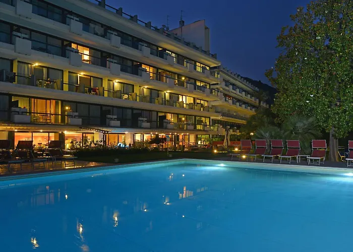 Hotel Du Parc 4*