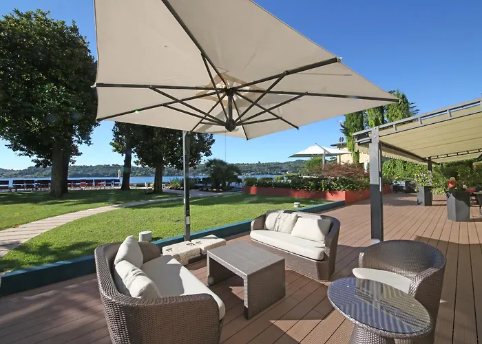 Hotel Du Parc 4*